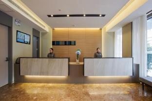 Home Inn Selected (Dengfeng Songshan Shaoshan Temple Scenic Area),,3 star