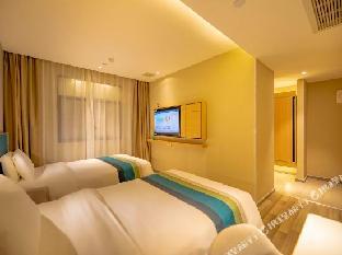 home inn selected fuyang linyi mall