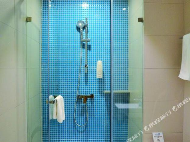 home inn selected peoples square guomao ceramics city jingdezhen