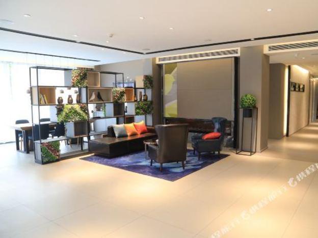 home inn selected sishui quanyuan avenue county government
