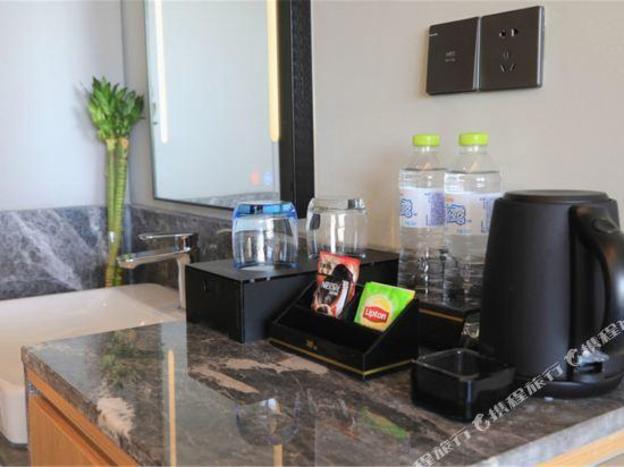 home inn selected sishui quanyuan avenue county government
