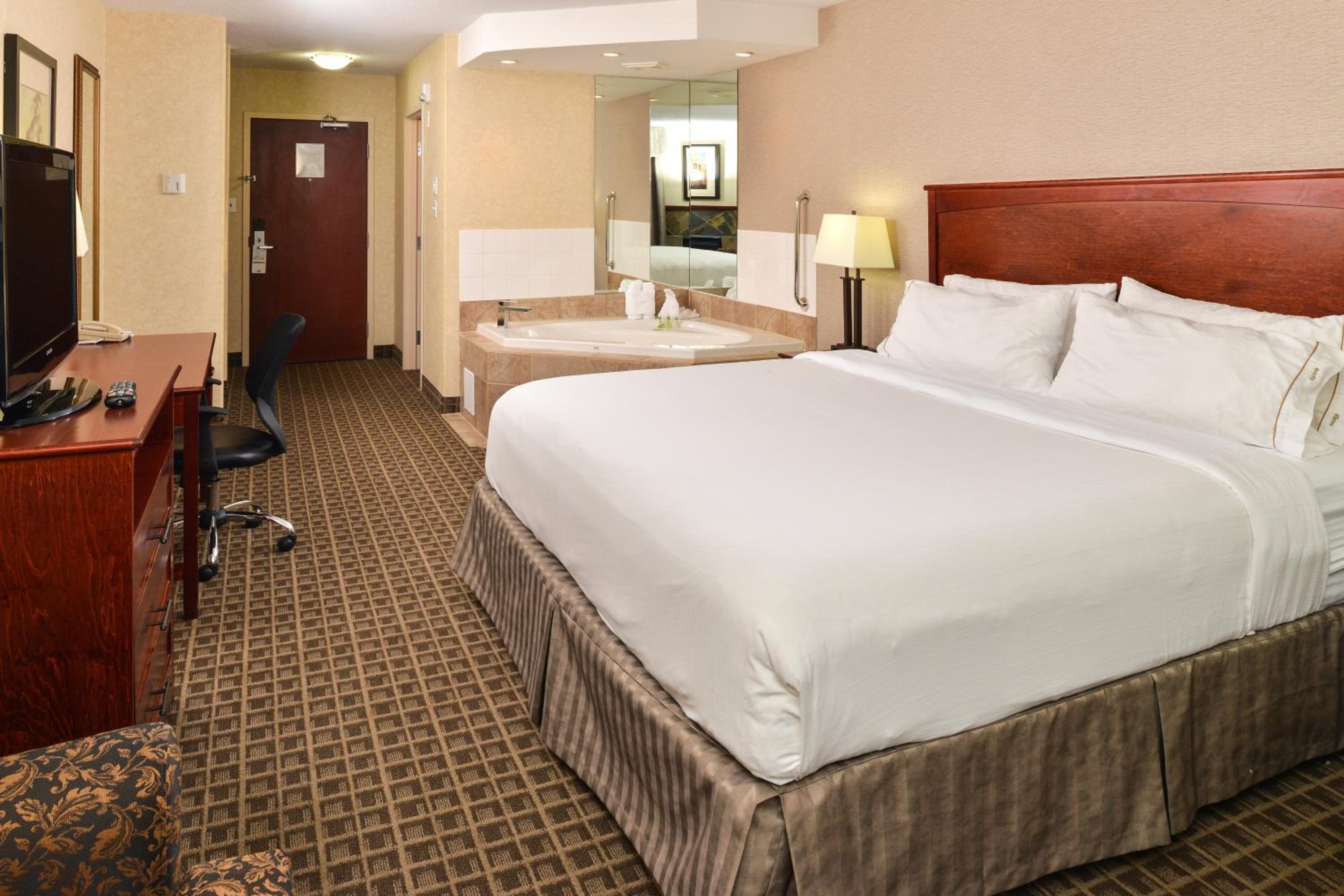 holiday inn express hotel and suites edmonton north by ihg