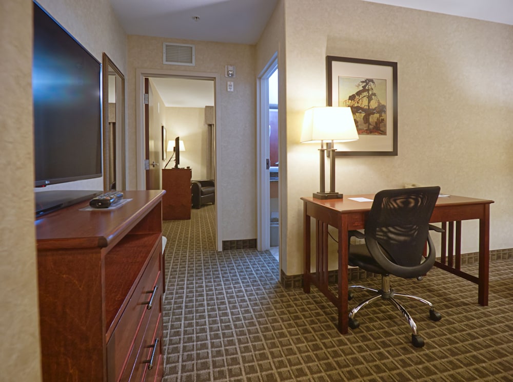 holiday inn express hotel and suites edmonton north by ihg