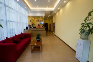 Home Inn Hotel  (Tiantai Chicheng Road Guoqing Temple),,2 star