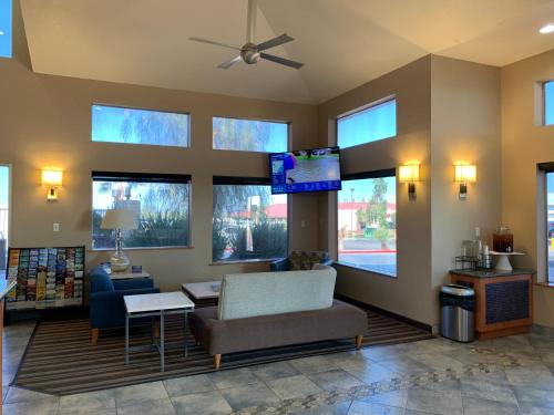 best western desert oasis