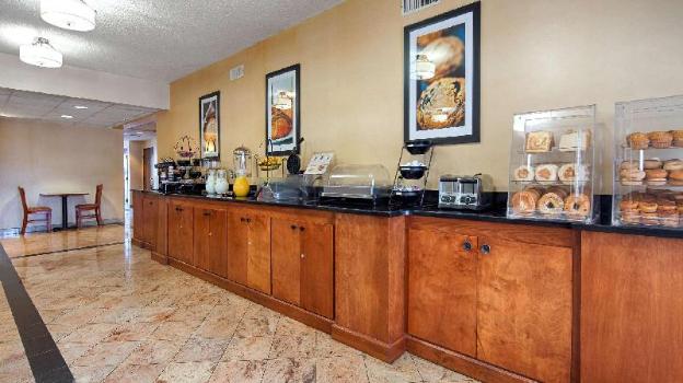 best western emporia