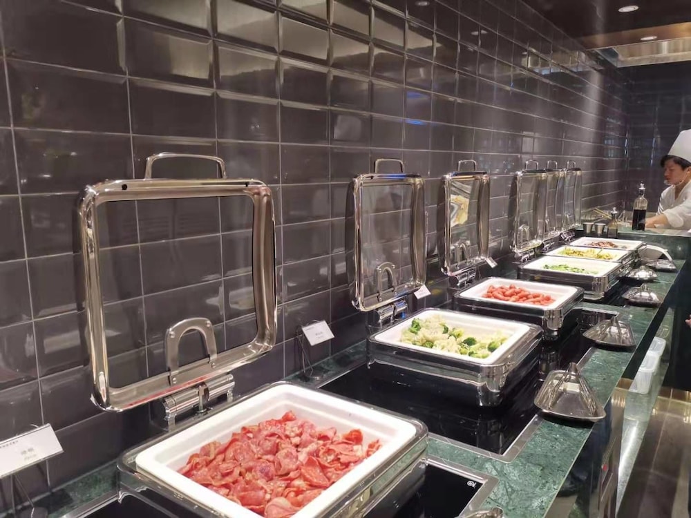 vienna international hotel shanghai world expo garden