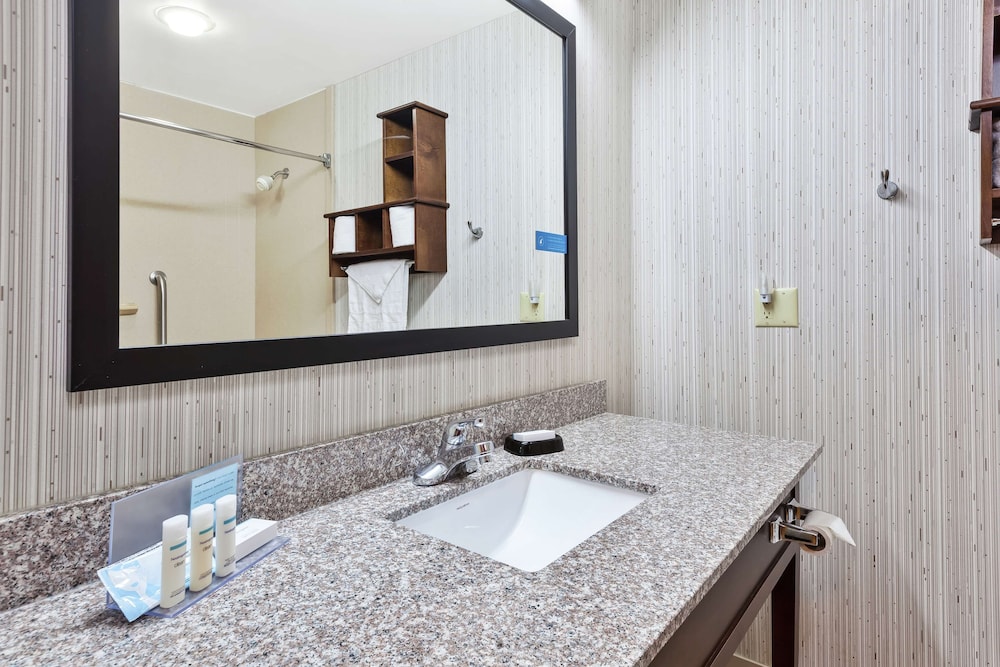 hampton inn monroe