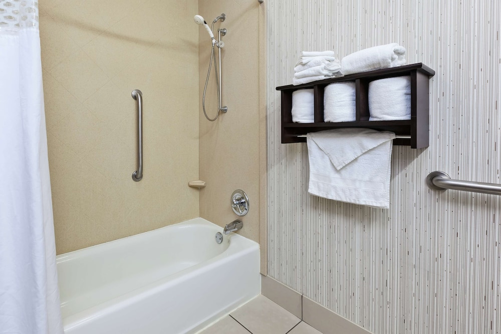 hampton inn monroe