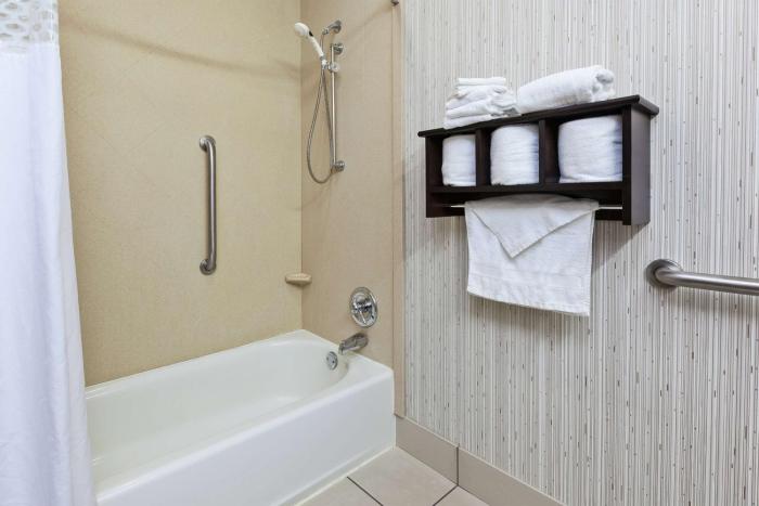 hampton inn monroe