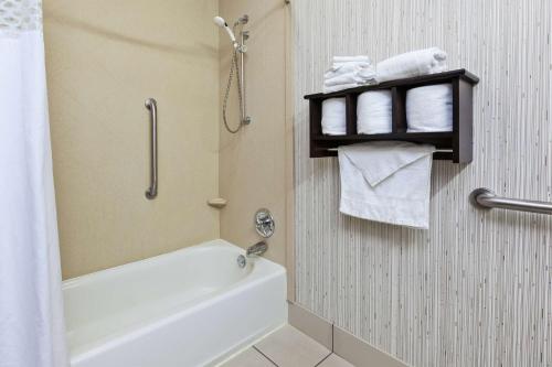 hampton inn monroe