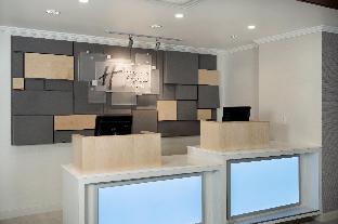 holiday inn express and suites medicine hat transcanada hwy 1