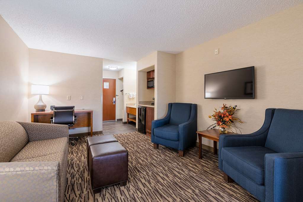 comfort suites golden west on evergreen parkway