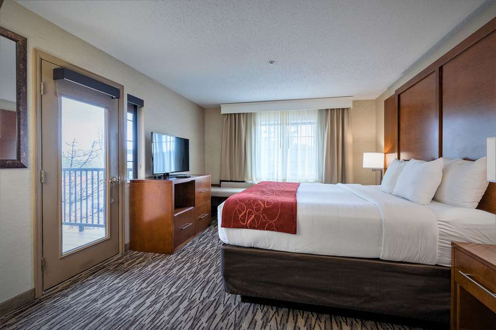 comfort suites golden west on evergreen parkway