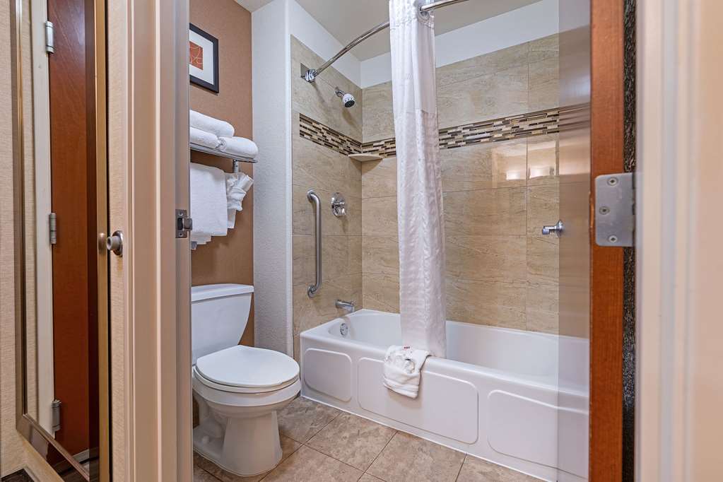 comfort suites golden west on evergreen parkway