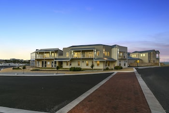 robe marina accommodation