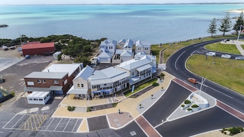 robe marina accommodation