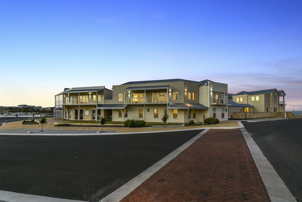 robe marina accommodation