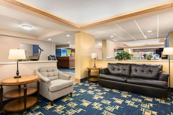 Days Inn By Wyndham Fargo/West Acres,West Fargo>>Fargo,3 star