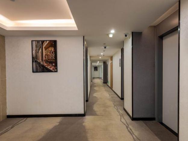 spring city star hotel kunming cuihu yunda hospital store