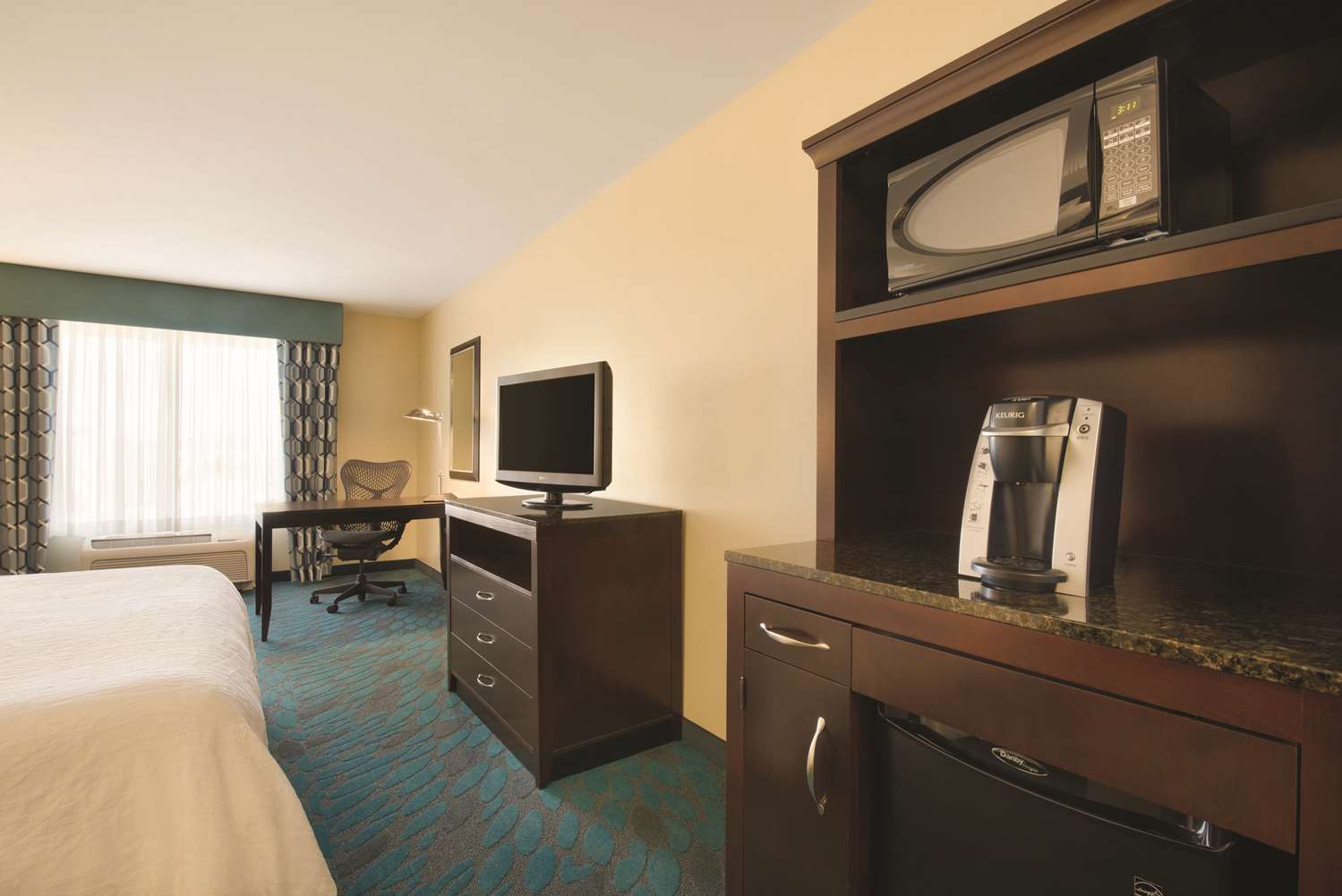 hilton garden inn fargo
