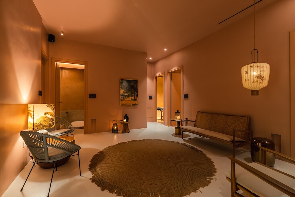 koukoumi vegan boutique hotel