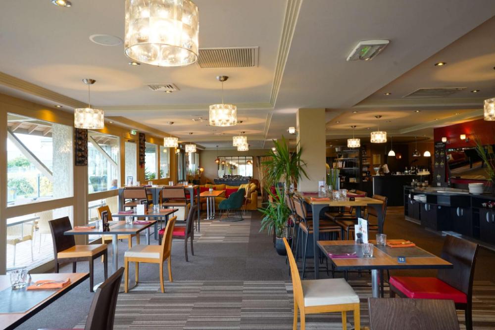 comfort hotel maubeuge
