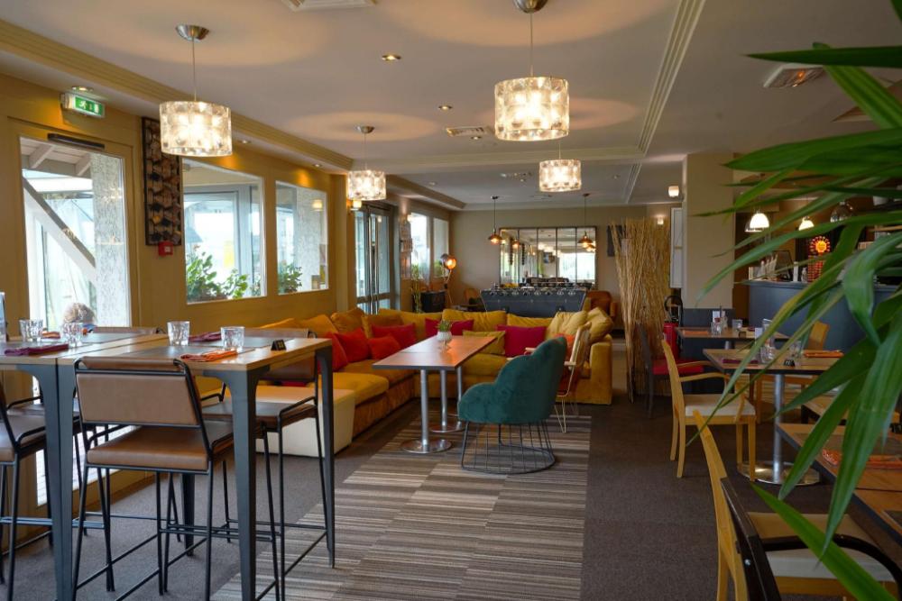 comfort hotel maubeuge