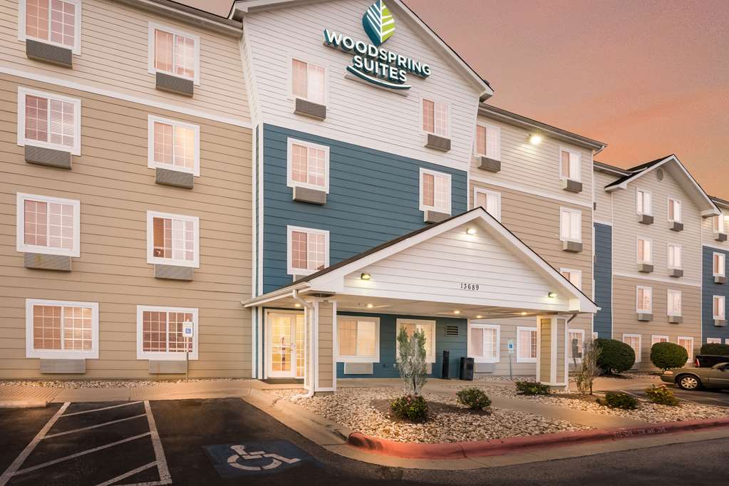 woodspring suites austin northwest research blvd