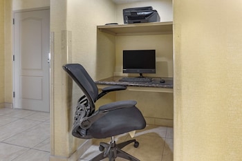 best western franklin town center hotel and suites