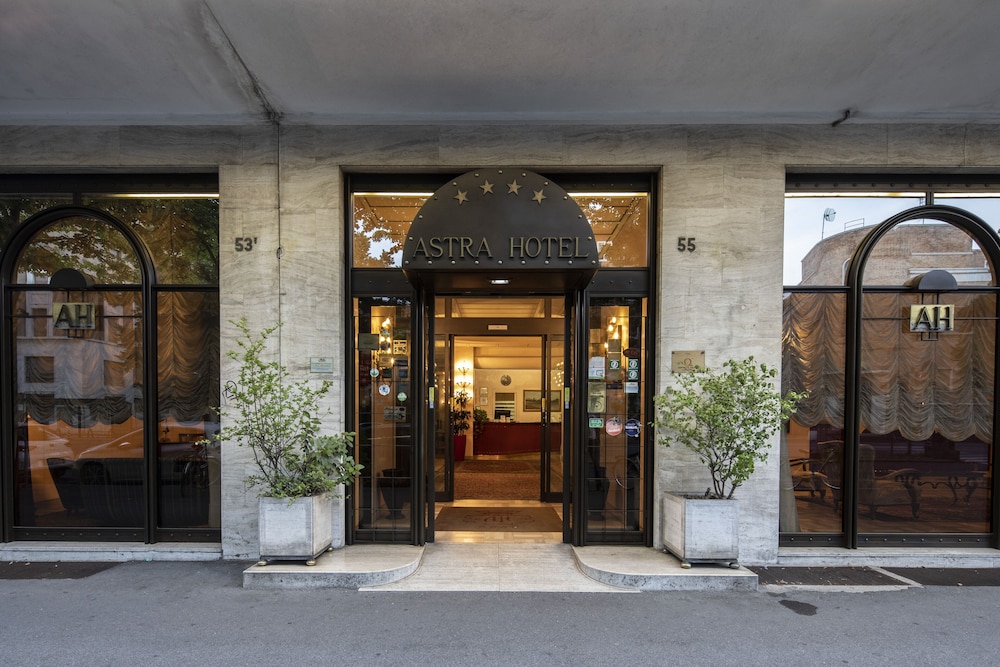 hotel astra ferrara