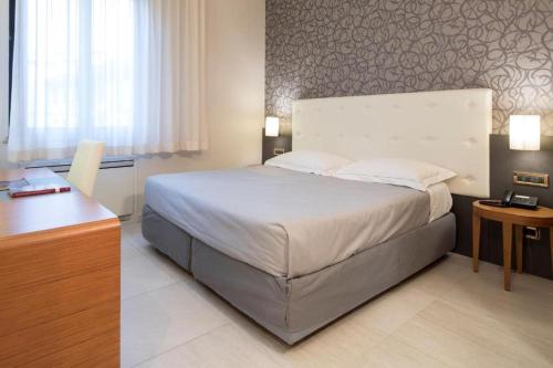 hotel astra ferrara