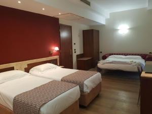 hotel astra ferrara