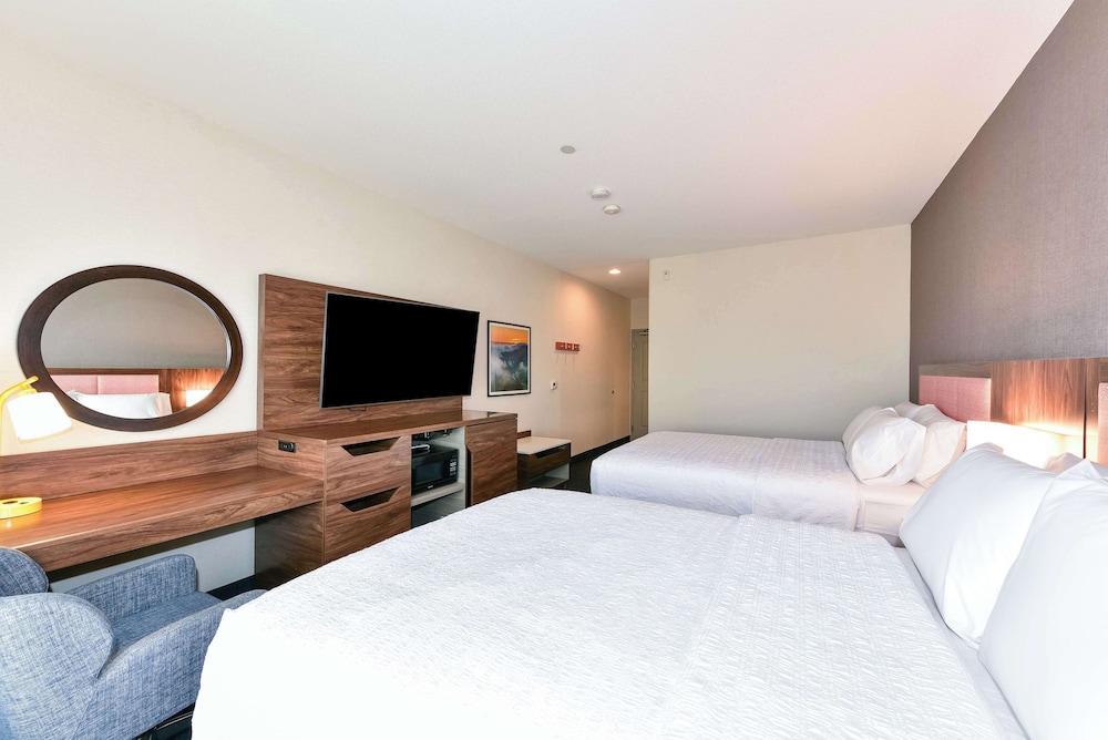 hampton inn and suites pittsburg ca