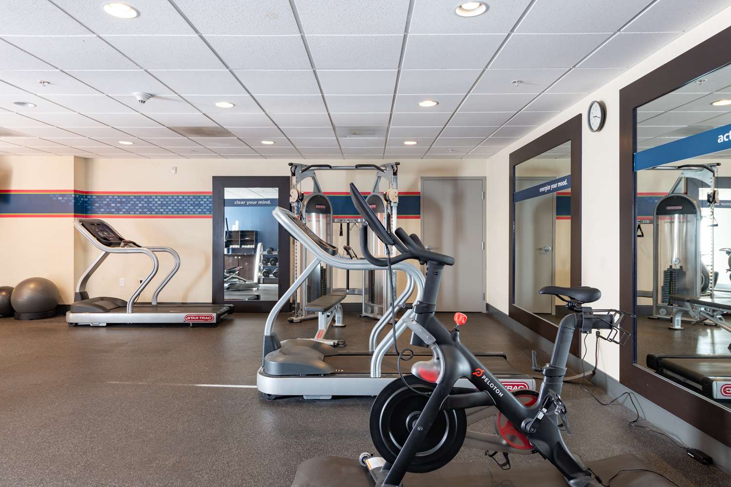 hampton inn and suites pittsburg ca