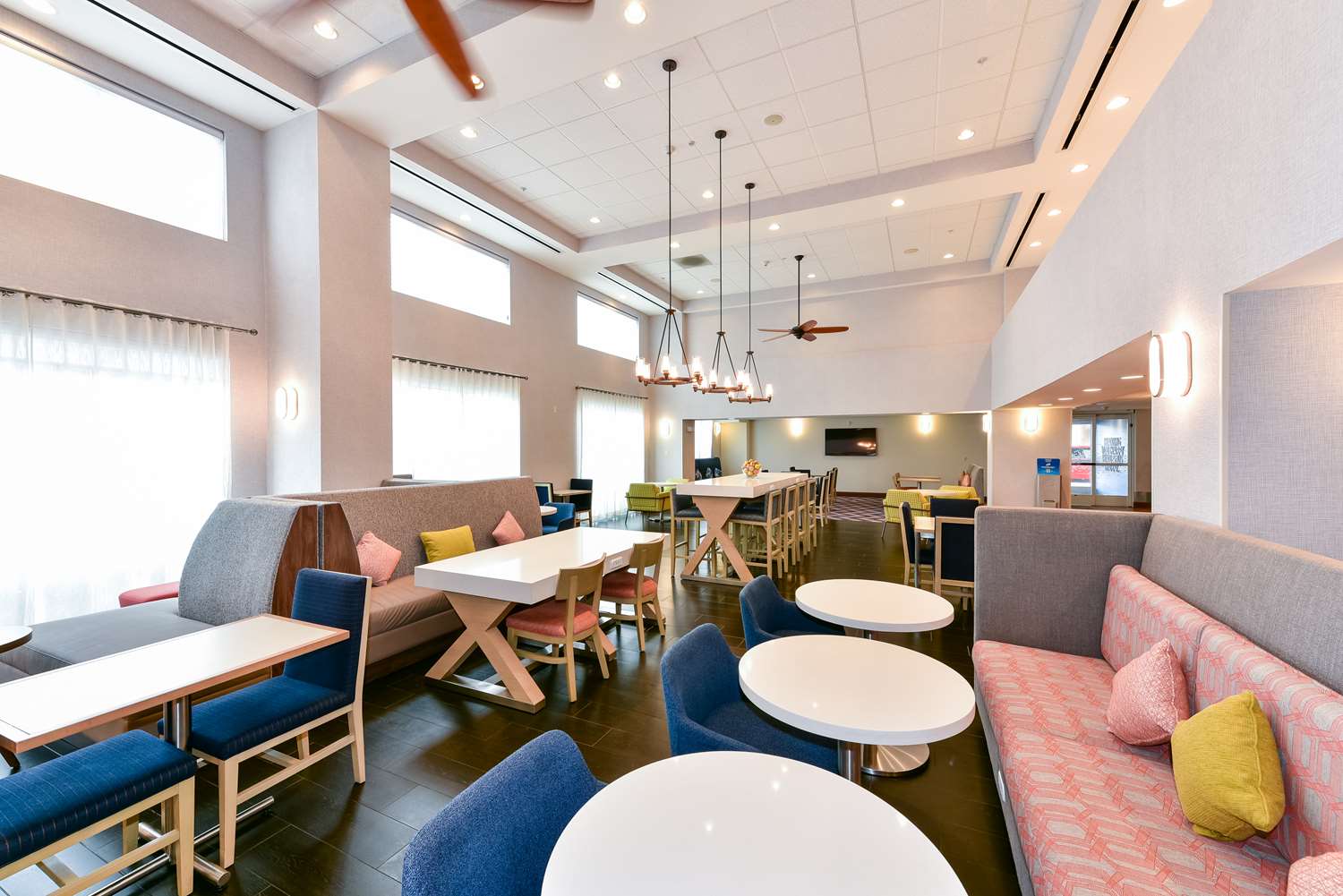 hampton inn and suites pittsburg ca