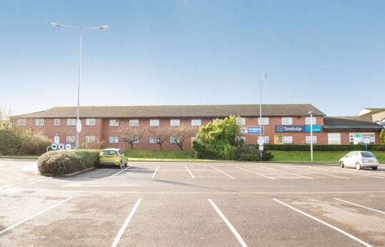 travelodge cardiff m4