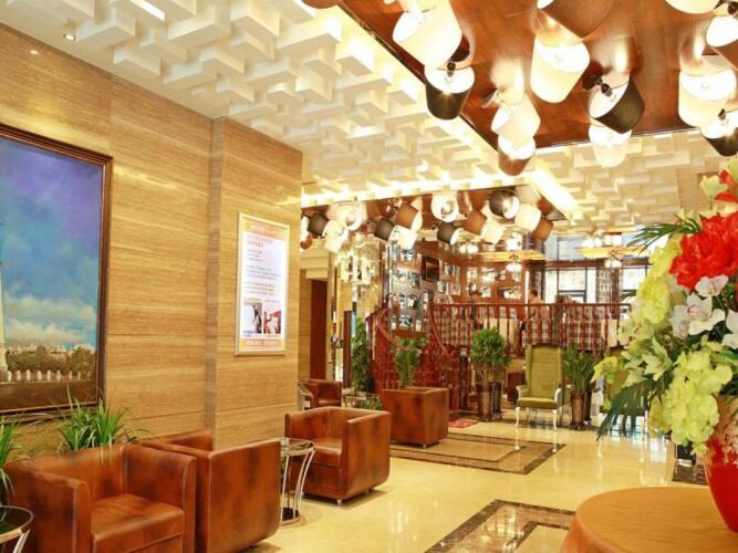 yijia chain hotel mingren branch