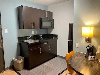 studio 6 port arthur tx se