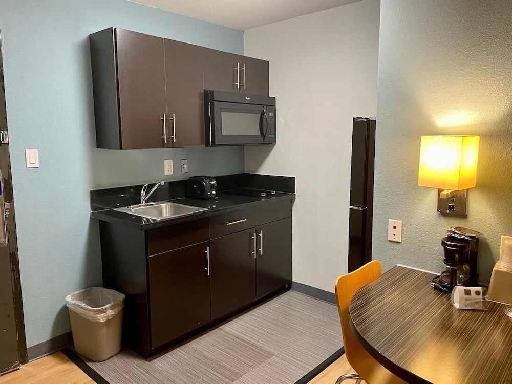 studio 6 port arthur tx se