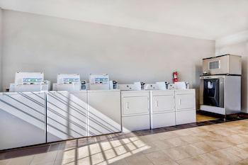 studio 6 port arthur tx se