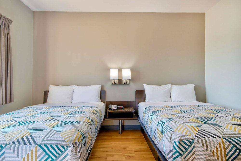 studio 6 port arthur tx se