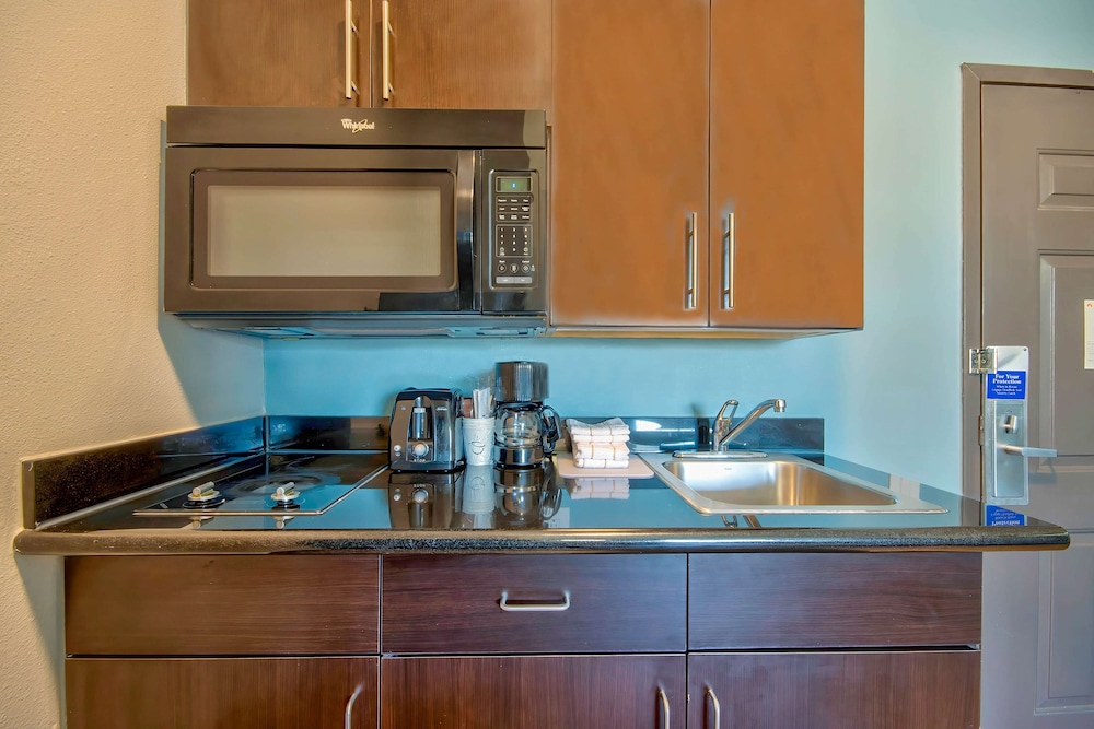 studio 6 port arthur tx se