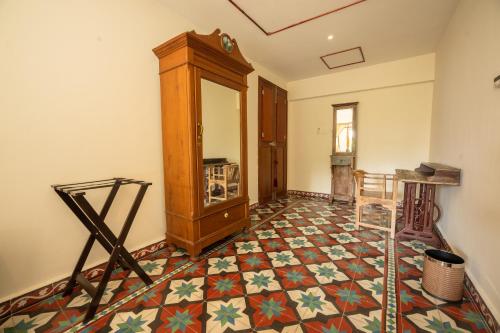 ama stays and trails pathiramanal villa alappuzha