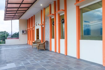 reddoorz pataruman garut