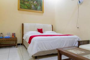 reddoorz pataruman garut
