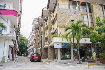 Hotel Porto Allegro - Near Malecon,Jalisco>>Puerto Vallarta,3 star