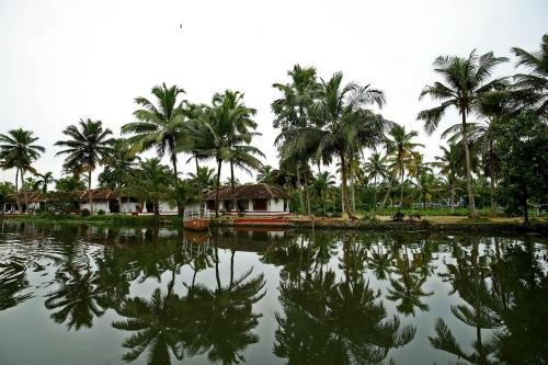 the lake resort by maat hotels