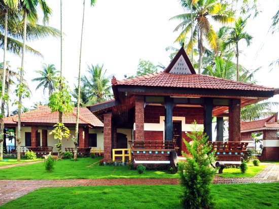 The Lake Resort By Maat Hotels,Nedumudy>>Kuttanad Taluk,4 star