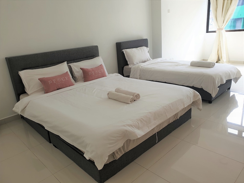 fahrenheit88 by sarahs lodge